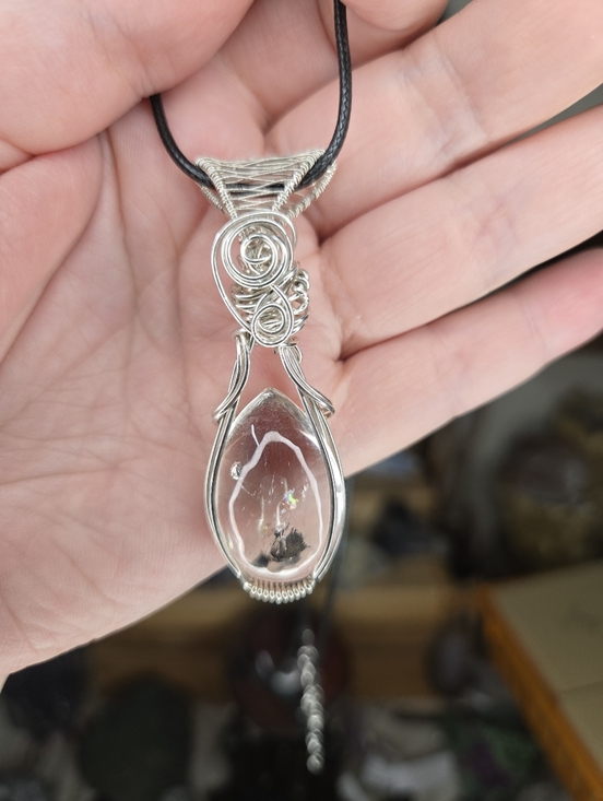 Jewelry - 925 Sterling Silver Enhydro W/ Bubble & Falling Sand Wire Wrap Crystal Pendant